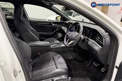 Volkswagen Passat R-Line Automatic Petrol Plug-In Hybrid Estate - Stock Number (1672182) - 1st supplementary image