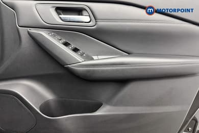 Nissan Qashqai Acenta Premium Manual Petrol SUV - Stock Number (1654605) - 17th supplementary image