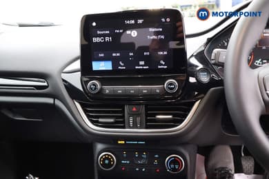 Ford Fiesta Titanium Manual Petrol Hatchback - Stock Number (1664219) - 8th supplementary image