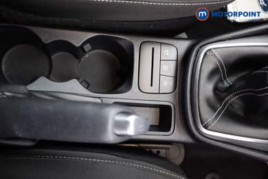Ford Fiesta Titanium Manual Petrol Hatchback - Stock Number (1664219) - 11th supplementary image