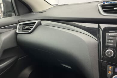 Nissan Qashqai Acenta Premium Manual Petrol SUV - Stock Number (1665627) - 18th supplementary image