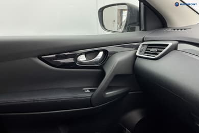 Nissan Qashqai Acenta Premium Manual Petrol SUV - Stock Number (1665627) - 19th supplementary image