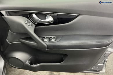 Nissan Qashqai Acenta Premium Manual Petrol SUV - Stock Number (1665627) - 24th supplementary image