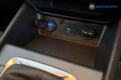 Hyundai Kona Se Connect Manual Petrol SUV - Stock Number (1666659) - 17th supplementary image