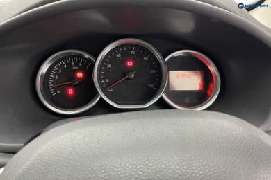 Dacia Sandero Essential Manual Petrol Hatchback - Stock Number (1666769) - 7th supplementary image