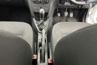 Dacia Sandero Essential Manual Petrol Hatchback - Stock Number (1666769) - 11th supplementary image