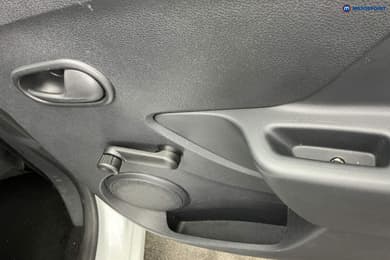 Dacia Sandero Essential Manual Petrol Hatchback - Stock Number (1666769) - 28th supplementary image