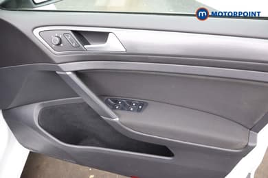 Volkswagen Golf SE Manual Petrol Hatchback - Stock Number (1667801) - 13th supplementary image