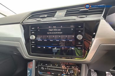 Volkswagen Touran Match Manual Petrol People Carrier - Stock Number (1668496) - 4th supplementary image
