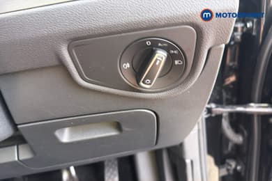 Volkswagen Touran Match Manual Petrol People Carrier - Stock Number (1668496) - 9th supplementary image