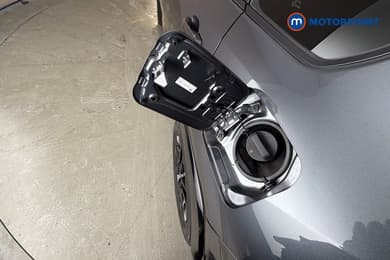 Toyota Rav4 Dynamic Automatic Petrol-Electric Hybrid SUV - Stock Number (1669690) - 41st supplementary image