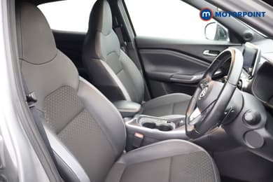Nissan Juke N-Connecta Automatic Petrol SUV - Stock Number (1669787) - 17th supplementary image