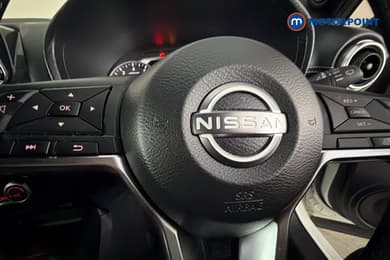 Nissan Juke N-Connecta Manual Petrol SUV - Stock Number (1669817) - 5th supplementary image