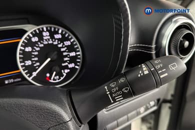 Nissan Juke N-Connecta Manual Petrol SUV - Stock Number (1669817) - 7th supplementary image