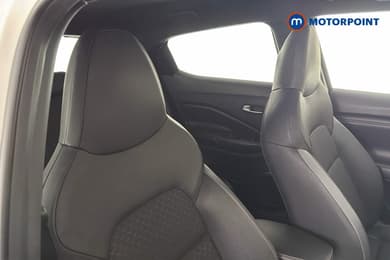 Nissan Juke N-Connecta Manual Petrol SUV - Stock Number (1669817) - 23rd supplementary image