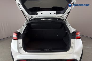 Nissan Juke N-Connecta Manual Petrol SUV - Stock Number (1669817) - 33rd supplementary image