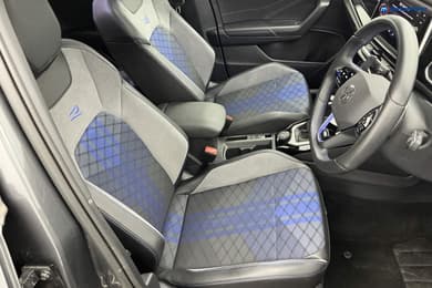 Volkswagen T-Roc R Automatic Petrol SUV - Stock Number (1670125) - 5th supplementary image