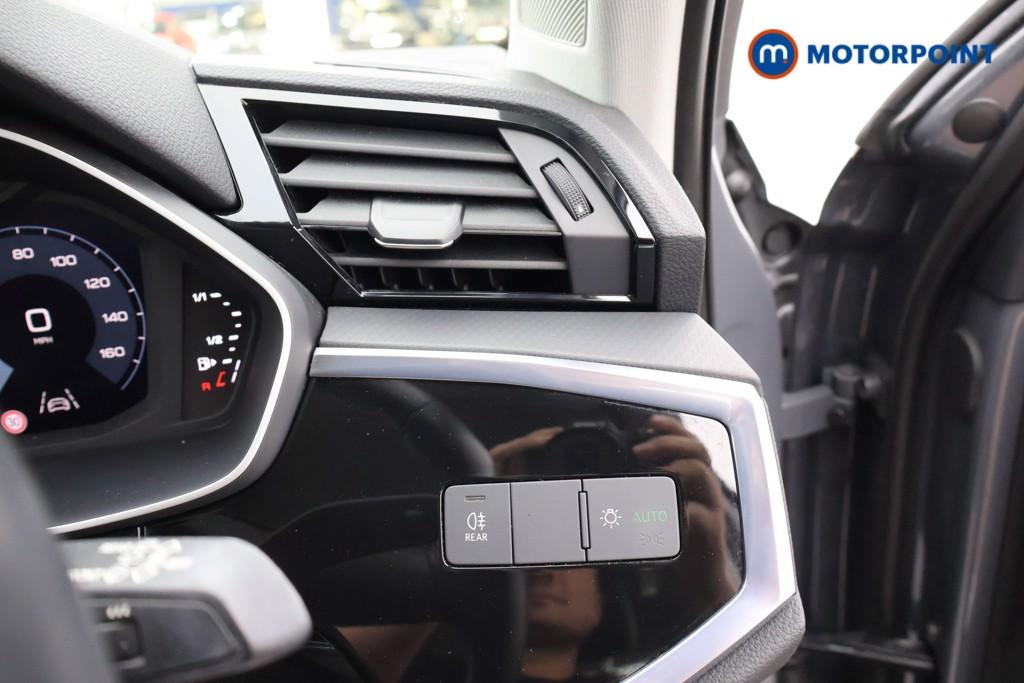 Audi Q3 Technik Automatic Petrol Plug-In Hybrid SUV - Stock Number (1670705) - 8th supplementary image