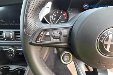 Alfa Romeo Giulia Veloce Automatic Petrol Saloon - Stock Number (1671004) - 3rd supplementary image