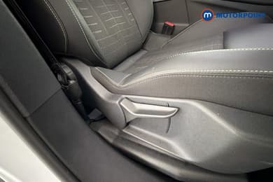 Peugeot 3008 GT Automatic Petrol SUV - Stock Number (1671770) - 25th supplementary image