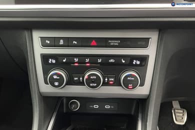 Seat Ateca Fr Sport Manual Diesel SUV - Stock Number (1672075) - 17th supplementary image