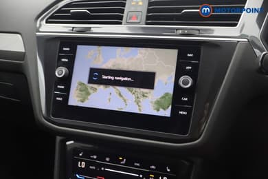 Volkswagen Tiguan Allspace Life Automatic Petrol SUV - Stock Number (1672299) - 1st supplementary image