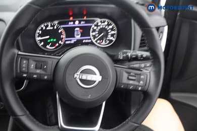 Nissan Qashqai Acenta Premium Manual Petrol SUV - Stock Number (1672549) - 5th supplementary image