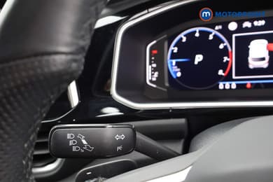 Volkswagen T-Roc R-Line Automatic Petrol SUV - Stock Number (1667595) - 5th supplementary image