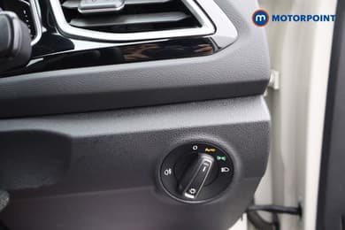 Volkswagen T-Roc R-Line Automatic Petrol SUV - Stock Number (1667595) - 7th supplementary image