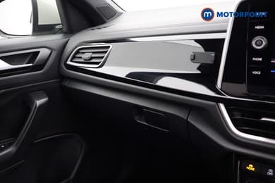 Volkswagen T-Roc R-Line Automatic Petrol SUV - Stock Number (1667595) - 11th supplementary image