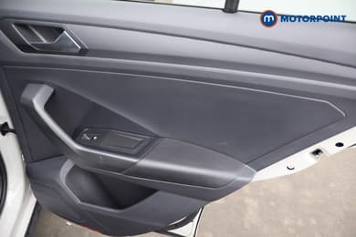 Volkswagen T-Roc R-Line Automatic Petrol SUV - Stock Number (1667595) - 21st supplementary image