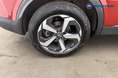 Nissan Qashqai N-Connecta Manual Petrol SUV - Stock Number (1668054) - 24th supplementary image