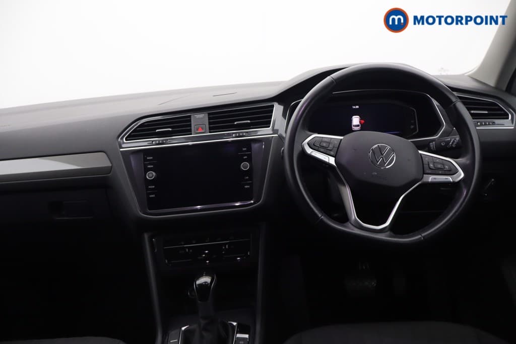 Volkswagen Tiguan Allspace Life Automatic Petrol SUV - Stock Number (1668310) - 8th supplementary image