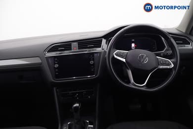 Volkswagen Tiguan Allspace Life Automatic Petrol SUV - Stock Number (1668310) - 8th supplementary image