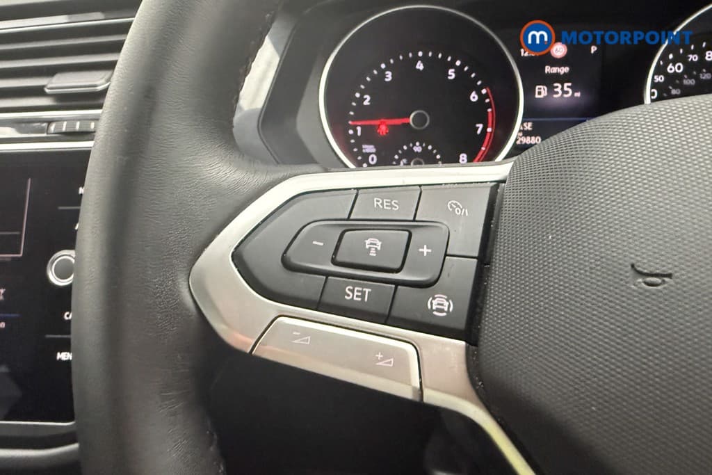 Volkswagen Tiguan Life Automatic Petrol SUV - Stock Number (1669090) - 8th supplementary image