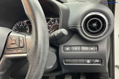 Nissan Juke N-Connecta Manual Petrol SUV - Stock Number (1669396) - 22nd supplementary image