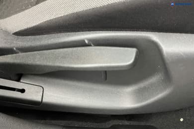 Nissan Juke N-Connecta Manual Petrol SUV - Stock Number (1669396) - 23rd supplementary image