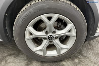 Nissan Juke N-Connecta Manual Petrol SUV - Stock Number (1669396) - 34th supplementary image