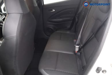 Nissan Juke N-Connecta Automatic Petrol SUV - Stock Number (1670816) - 12th supplementary image