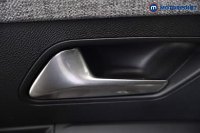 Peugeot 5008 GT Automatic Petrol SUV - Stock Number (1670944) - 47th supplementary image