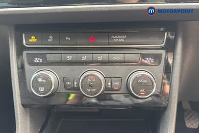 Seat Leon FR Manual Petrol Hatchback - Stock Number (1671336) - 4th supplementary image