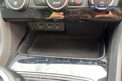 Seat Leon FR Manual Petrol Hatchback - Stock Number (1671336) - 5th supplementary image