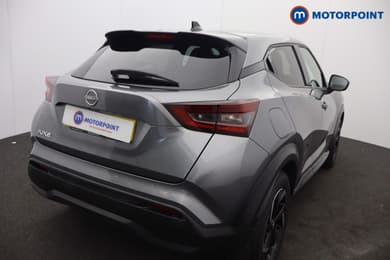 Nissan Juke N-Connecta Automatic Petrol SUV - Stock Number (1671484) - 2nd supplementary image