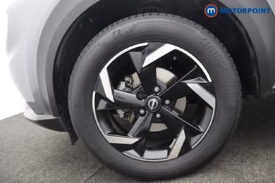 Nissan Juke N-Connecta Automatic Petrol SUV - Stock Number (1671484) - 27th supplementary image
