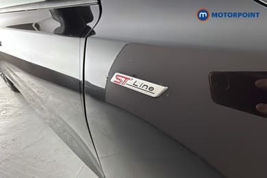 Ford Focus St-Line X Manual Petrol Hatchback - Stock Number (1671510) - 46th supplementary image