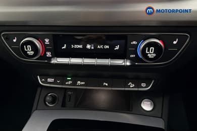 Audi Q5 S Line Automatic Petrol Plug-In Hybrid SUV - Stock Number (1671729) - 12th supplementary image