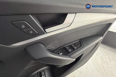 Audi Q5 S Line Automatic Petrol Plug-In Hybrid SUV - Stock Number (1671729) - 20th supplementary image
