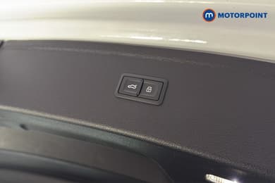 Audi Q5 S Line Automatic Petrol Plug-In Hybrid SUV - Stock Number (1671729) - 35th supplementary image