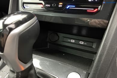 Volkswagen Tiguan R-Line Edition Automatic Petrol SUV - Stock Number (1672501) - 16th supplementary image