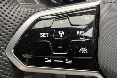 Volkswagen Tiguan R-Line Edition Automatic Petrol SUV - Stock Number (1672501) - 20th supplementary image